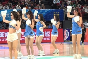 活力四射！媒体人分享北京队主场巅峰啦啦队精彩表现