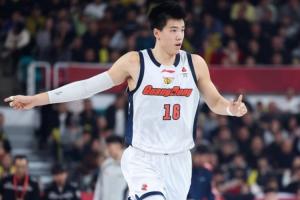 直播吧：离队的焦泊乔今日已回到广东 预计明日开始恢复训练