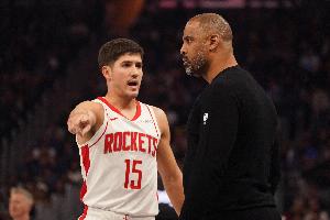 乌度卡谈谢泼德第一次季后赛之旅：第一场会紧张 但很快就会适应