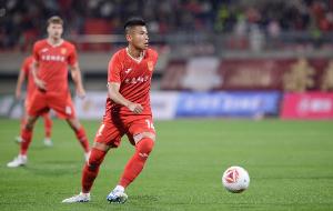 黄希扬：若不影响中超备战也有时间的话，还是想踢一踢“渝超”