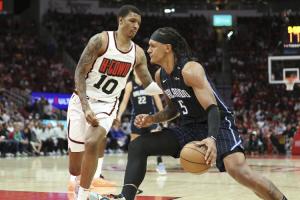 火箭媒体人：我宁愿要5年1.22亿的小贾巴里 也不想要顶薪的班凯罗