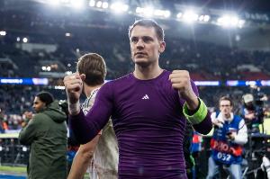 讨论诺伊尔回德国队？赫迪拉：鲍曼将成为世界杯一门，这会毁掉他