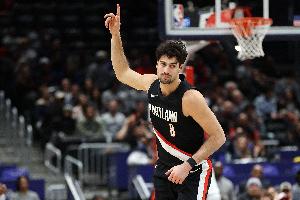 帕金斯：阿夫迪亚是大心脏先生 本赛季他打出了最佳阵容级别表现