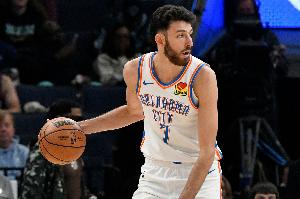 首节13分6板奠定胜局！霍姆格伦10中5轻松拿下16分7板2断2帽