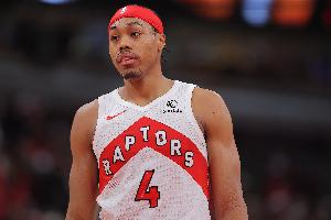 全面发挥仍苦撑！斯科蒂·巴恩斯半场6中4得9分2板2助1断1帽