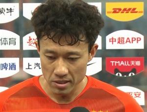 宋龙：面对老东家泰山很激动，但到了场上寸土必争