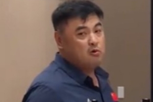 刘玉栋：现在的球员一碰就倒 我曾经跟腱断了还跑两个来回