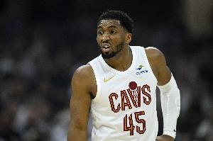 独木难支！米切尔24中11空砍全场最高31分外加6板3助 罚球9中7