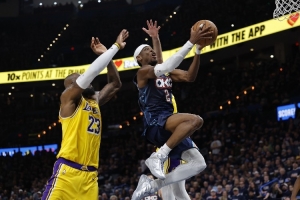 NBA彩经：骑士回主场赢下活塞 雷霆再胜湖人拿赛点