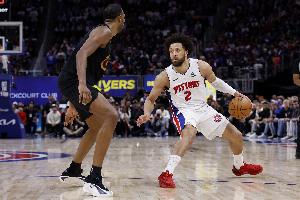 悬崖边上！ESPN预测明天胜率：0-2落后的骑士43.8% 活塞56.2%