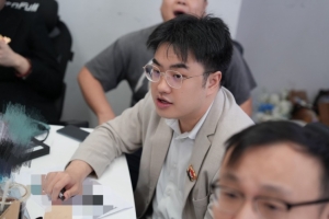AL教练：我们跟JDG都是以打野为核心 今天在这方面没有准备好